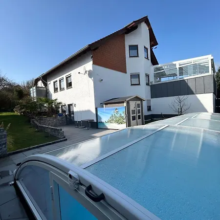 Haus Domblick بيت للعطل Guckingen
