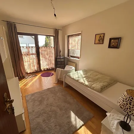 Haus Domblick بيت للعطل *