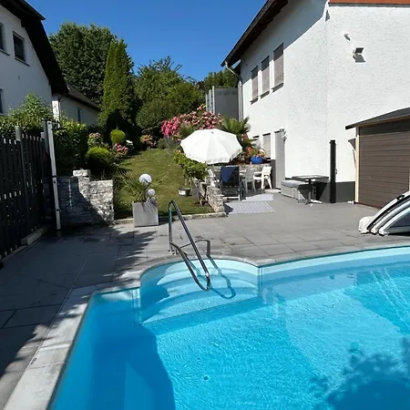 Haus Domblick بيت للعطل