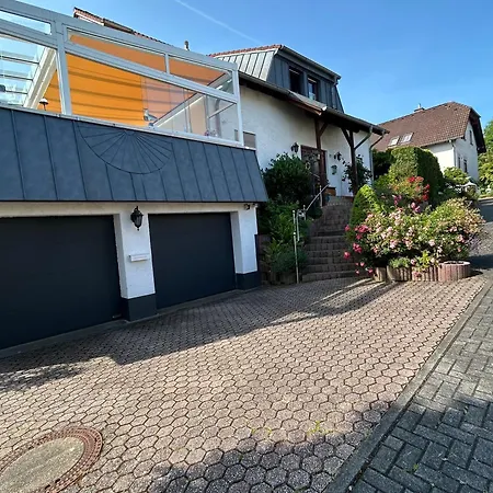 Haus Domblick بيت للعطل *