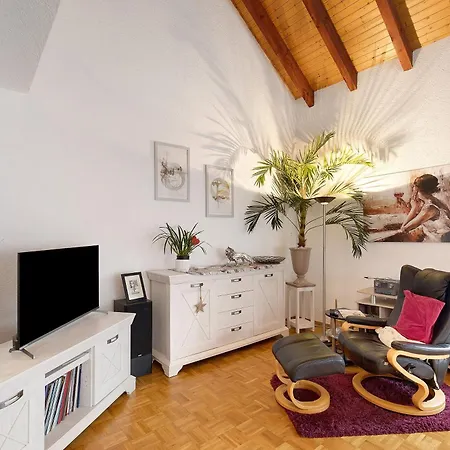 Haus Domblick بيت للعطل