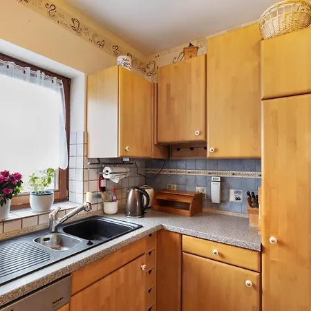 Haus Domblick بيت للعطل *