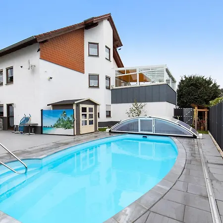 Haus Domblick بيت للعطل *