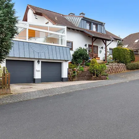 Haus Domblick بيت للعطل *